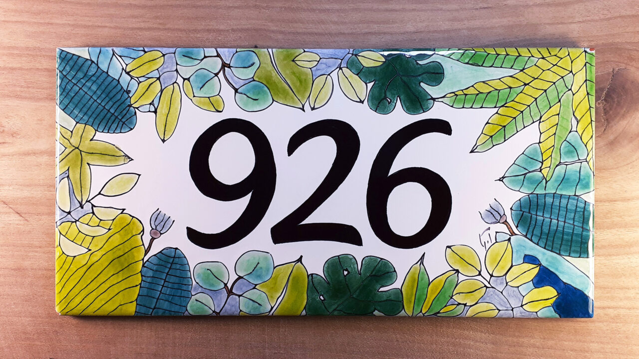 Numéro de maison céramique reflet végétal design original personnalisable numéro d'exemple 926